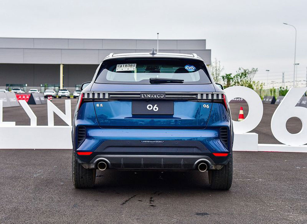 Lynk & Co 06